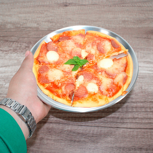 Charola De Aluminio Para Pizza Redonda 20 Cm Color Plateado