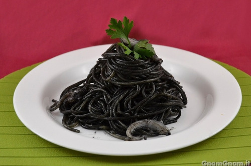 Imagem 2 de 2 de Macarrão Tagliatelle Camp Oro Nero Di Sepia 500g