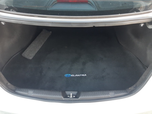 Hyundai Elantra 2015 2.0 16v Gls Flex Aut. 4p
