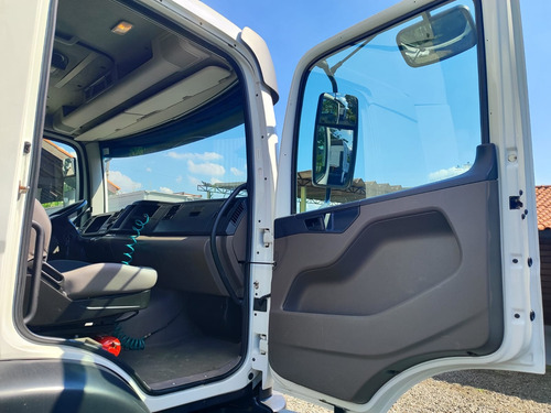 Volkswagen Constellation Vw 24280 Ano 2017 No Chassi