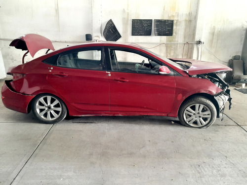 Radiador Calefaccion Aire A/c Dodge Attitude 1.6 Aut 12-14 (Usado)
