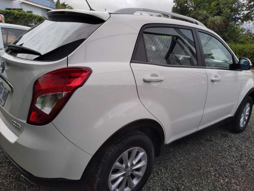 Imagen 3 de 6 de Ssang Yong Korando G20d