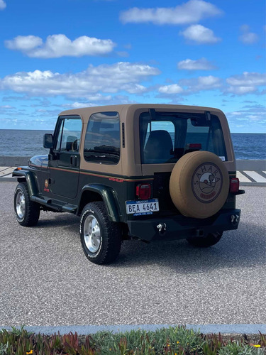 Imagen 4 de 25 de Jeep Wrangler Sahara