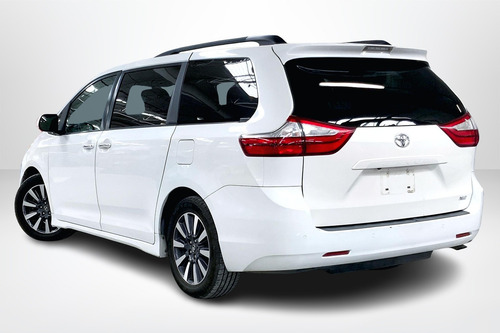 Toyota Sienna 2018
