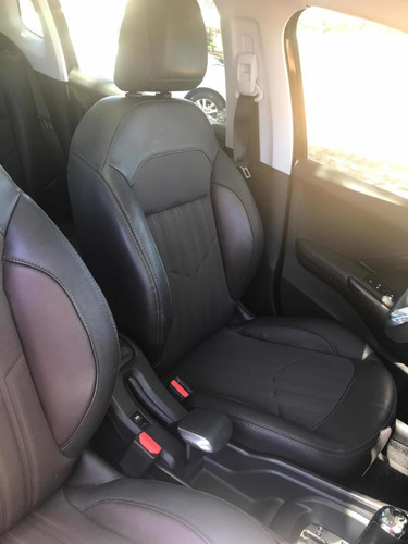 Peugeot 2008 2016 1.6 16v Griffe Flex Aut. 5p