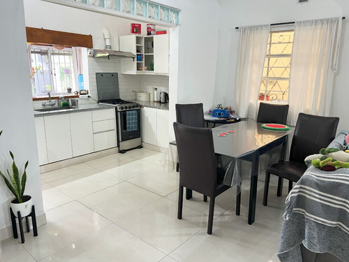 Venta Casa 3 Amb. Reciclada Con Jardín, Pileta, Quincho Y Playroom!!!