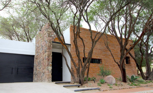 Imagen 8 de 30 de La Casa De Los Arboles Grandes En Venta, Fracc. Villa De Los