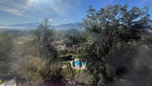 Casa Principal+taller Vista,quincho,piscina,jardin 2,4 H