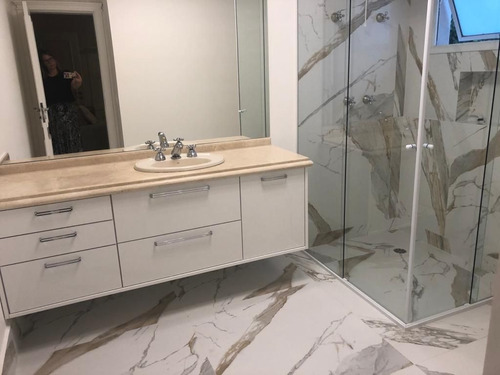 Imagem 12 de 30 de Casa À Venda, 350m² De Área Construída, 450m² De Terreno, No Residencial Alphaville 12, Em Alphaville - Santana De Parnaíba -sp - Ca0375