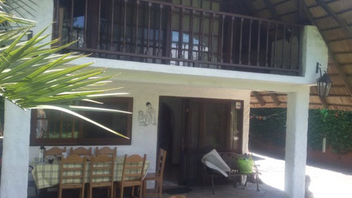 Venta De Casa 4 Dormitorios En Pinares, Punta Del Este. (ref: Zen-2351)