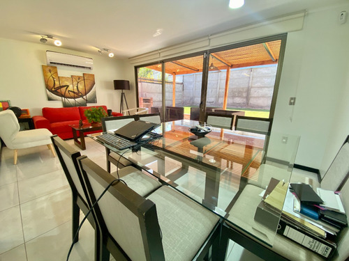Impecable Casa Quillay En Sub Condominio En Valle Araucarias