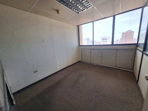 Oa-055 Zona Este Oficinas Torre Empresarial Claret Dr. Portillo