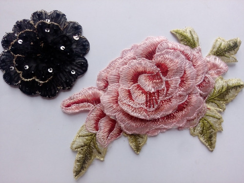 Kit 2 Bellos Parches Flores 17cm X 10cm Aplicación Bordado (Usado)