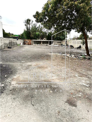 Terreno Plano, Regular Y Bardeado En Venta - A 100 Mts De División Del Norte