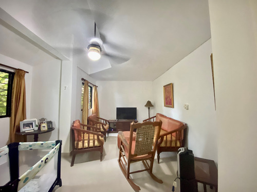 Casa De Venta En Arroyo Hondo, Prox A Arroyo Manzano