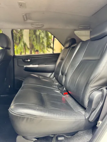 Toyota Fortuner 2.7 Sr5 4X2