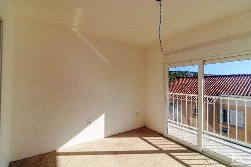 Sobrado Com 2 Dormitórios Sendo Um Suíte, Garagem Para 2 Carros À Venda, 123 M² Por R$ 430.000 - So0154