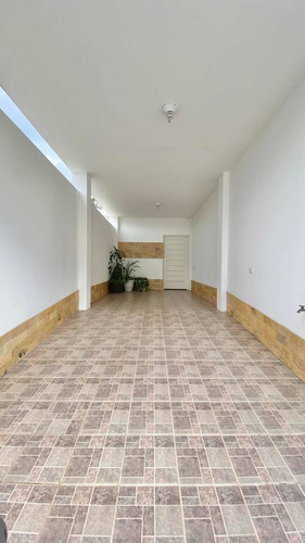 Imagen 10 de 10 de En Venta Exclusiva Propiedad En Urb Privada Villa Granadina