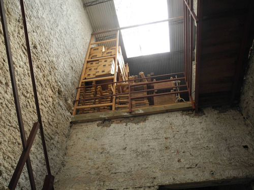 Imagen 2 de 3 de Venta De Depósito En Ciudad Vieja