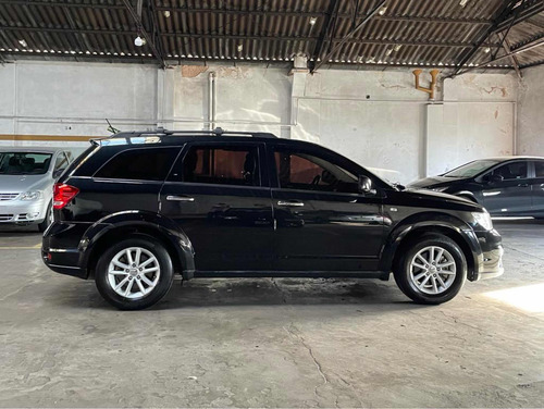 Imagen 8 de 25 de Dodge Journey Sxt 170cv Atx4 (techo, Dvd)