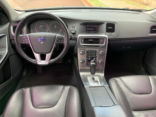 Volvo S60 Dynamic T5 2.0, Edv1337