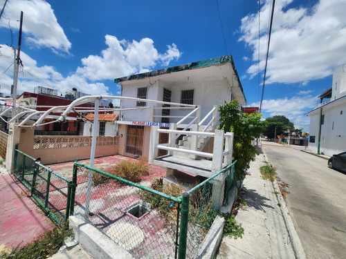 Casa En Venta, 4 Recámaras, 2 Niveles, Duplex, Sm 23, Cancún Centro.