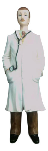 Figura De Resina Doctor 34 Cm