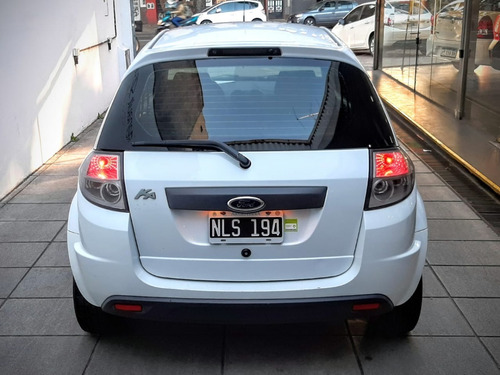 Imagen 5 de 11 de Ford Ka Viral 1.0 2013 Impecable Remato Ya! (mac)