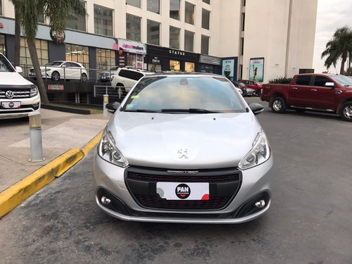 Imagen 5 de 16 de Peugeot 208 1.6 Gt Thp