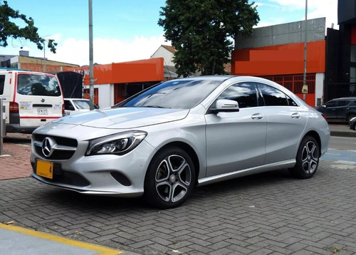 Mercedes-Benz Clase CLA 1.6 Essential