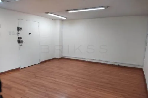 Oficina En Arriendo En Las Nieves. Cod A4964
