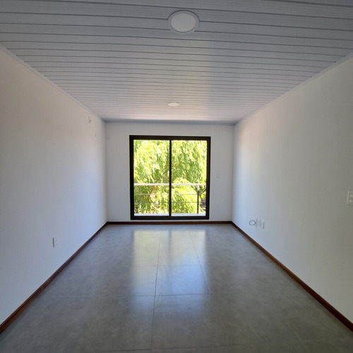 Venta De Apartamento Con Cochera Y A Estrenar En Entre Ríos 827 - Ciudad De Paysandú