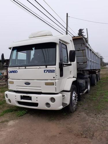 Imagen 3 de 4 de Ford Cargo 1722 - Batea Salto 2+1