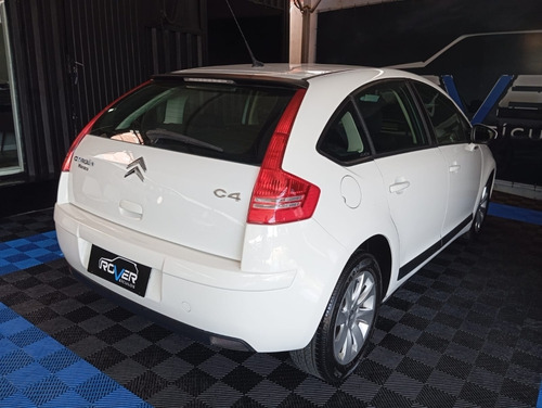 Citroën C4 1.6 GLX 16V FLEX 4P MANUAL