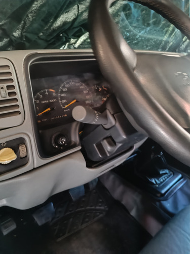 Chevrolet Silverado 4.1 Std 2P