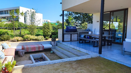 Oportunidad: Casa En Marbella A Una Fracción Del Precio