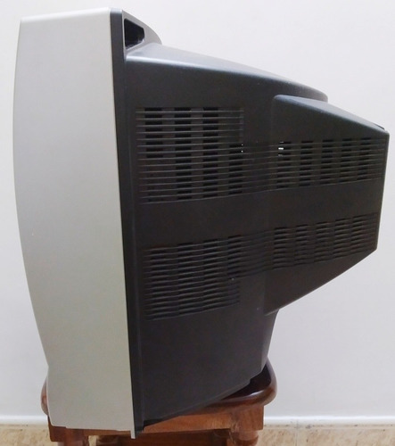 Imagen 3 de 5 de Televisor Daewoo 20 Para Repuesto Y/o Reparar
