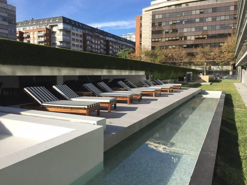 Venta De Excelente 2 Ambientes C/ Amenities Y Cochera En Puerto Madero
