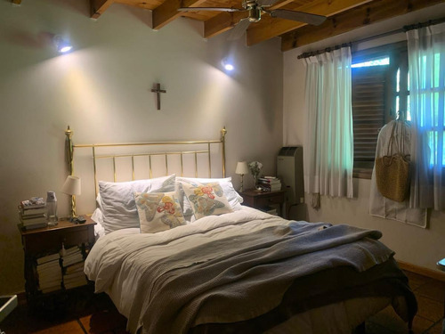 Imagen 10 de 13 de Excelente Casa Tipo Duplex En Venta En Adrogue