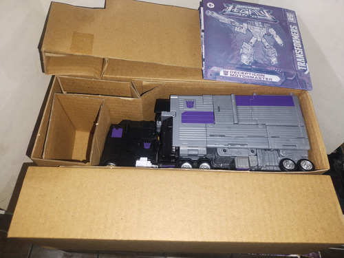 Motormaster Transformers Generations Legacy Commander Class (Usado)