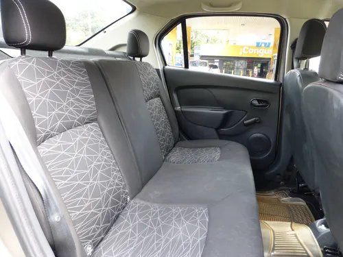 Renault Logan 1.6 Expression