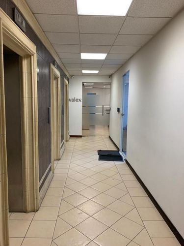 Oficina En Venta En Edificio Torre Elite