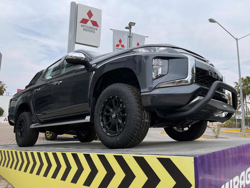 Imagen 4 de 15 de Mitsubishi L200 2021 2.5 Di-d Cabina Doble 4x4 Mt
