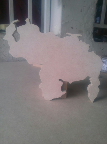 Imagen 2 de 6 de Mapa De Venezuela En Mdf De 9mm, Sus Medidas Son 19x14