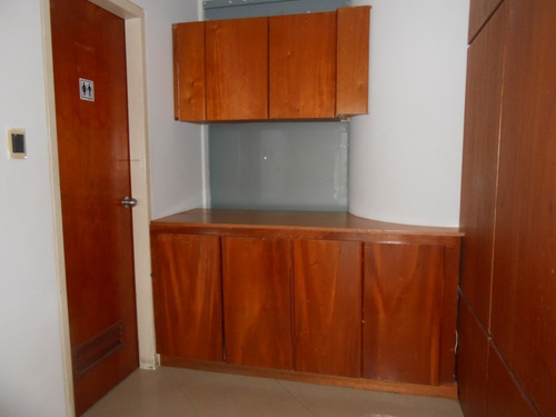 Imagen 2 de 10 de Alquiler De Oficina 120mts Torre Bod (hg)