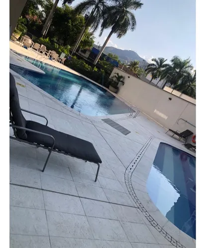 Venta Apartamento De 89mts2 En La Flora, Norte De Cali 10173.a