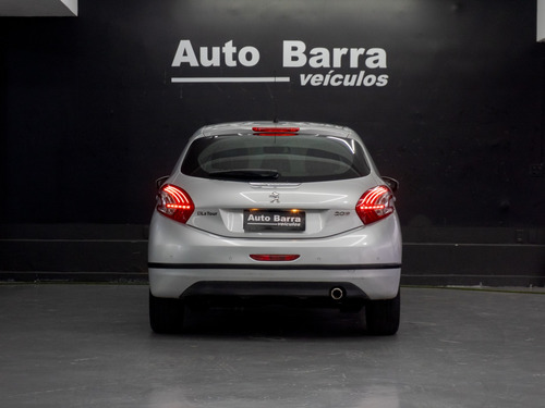 Peugeot 208 1.6 GRIFFE 16V FLEX 4P AUTOMÁTICO