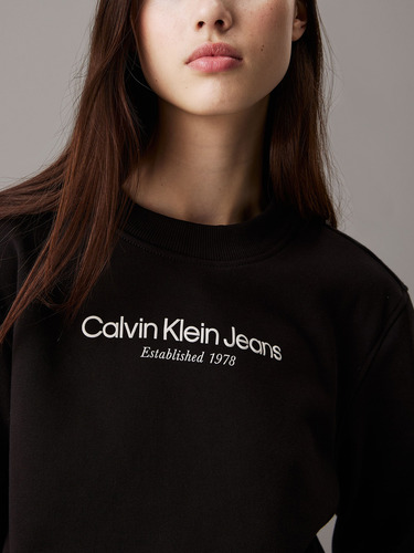 Polerón Institutional Graphic Negro Calvin Klein