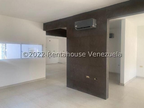 Imagen 12 de 16 de Townhouse En Venta, Puerta Maraven, Punto Fijo.