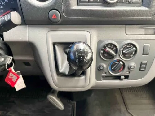 Nissan Urvan 2.5 15 Pas Amplia Aapack Seg Mt